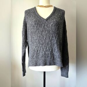 MADEWELL Alpaca Blend Lightweight Gray V-Neck Cable Knit Sweater. Medium